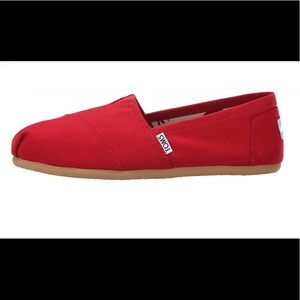 Toms Shoes